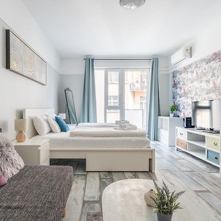 Blue Sky Apartment Budapest Esterno foto
